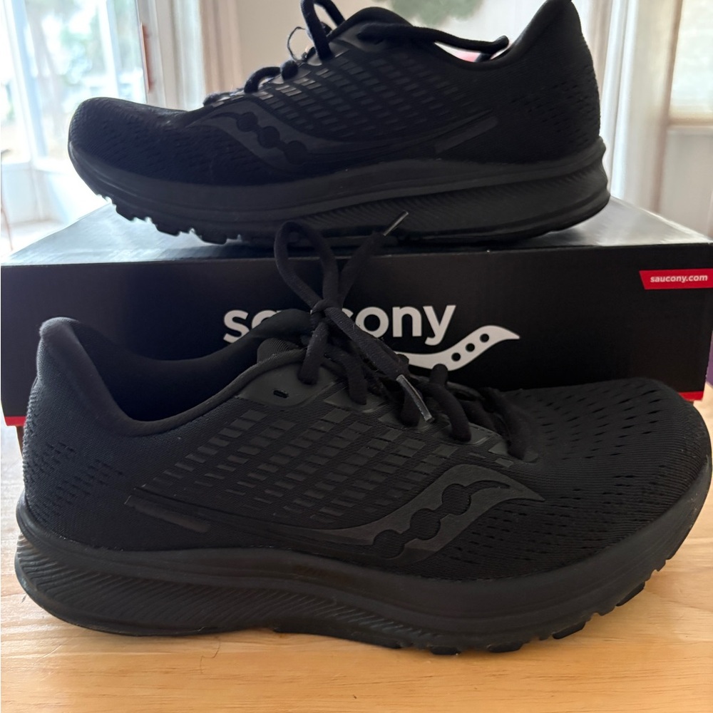 Saucony Ride 13 Jet Black Athletic Sneakers